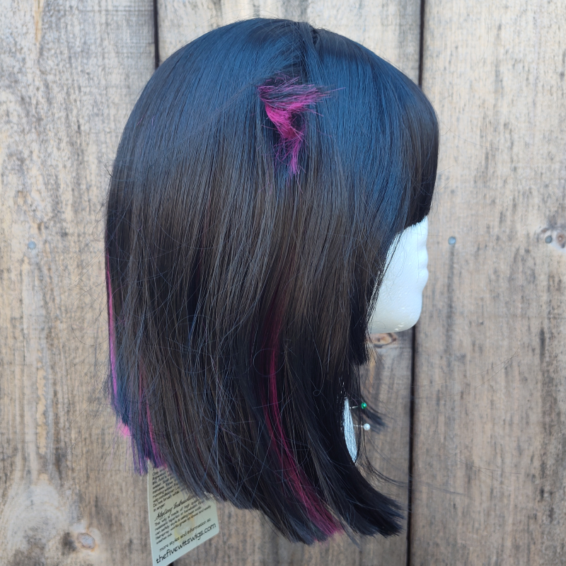 Lilia cosplay wig side view